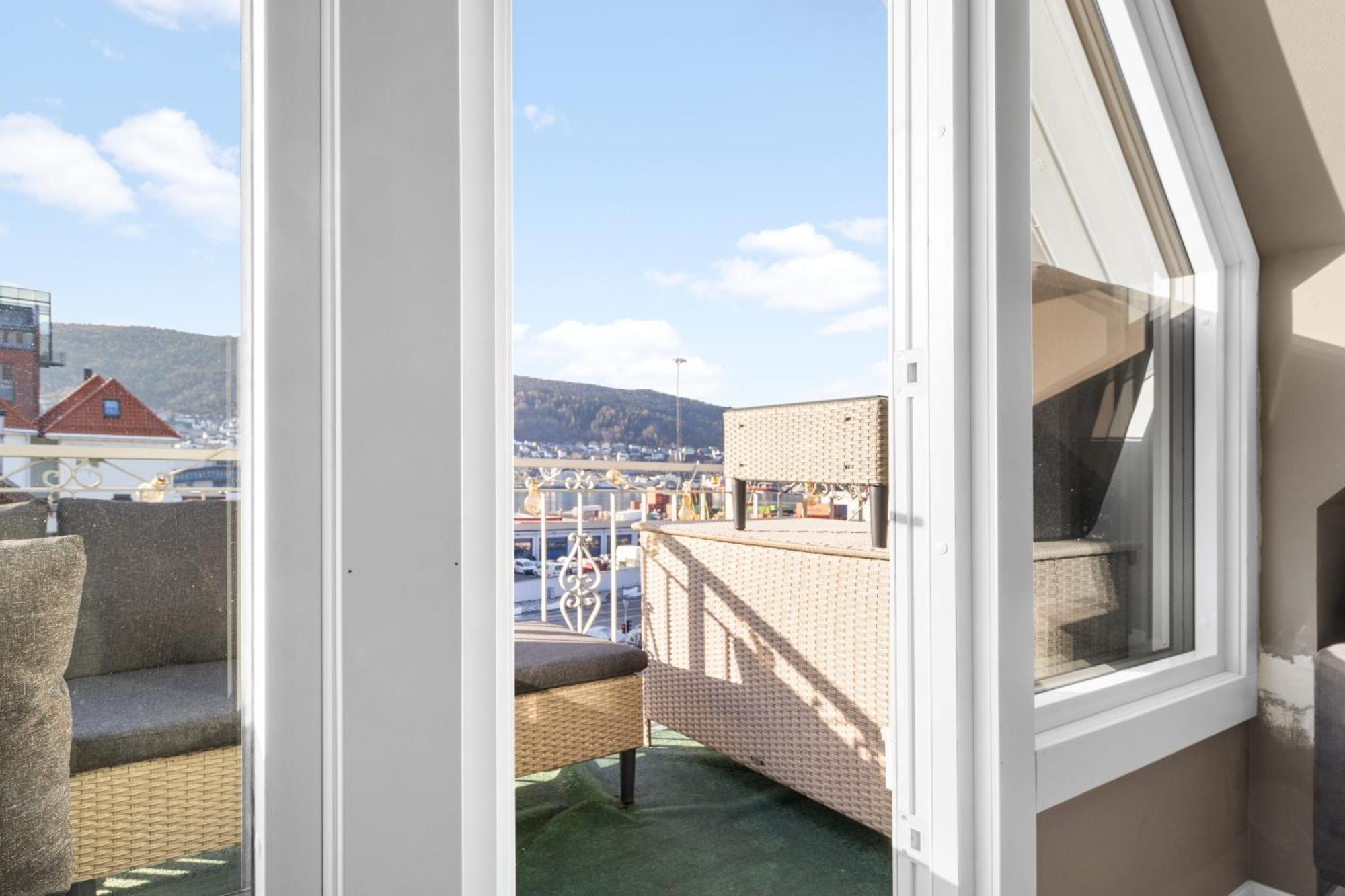 Penthouse Apartment In ベルゲン エクステリア 写真